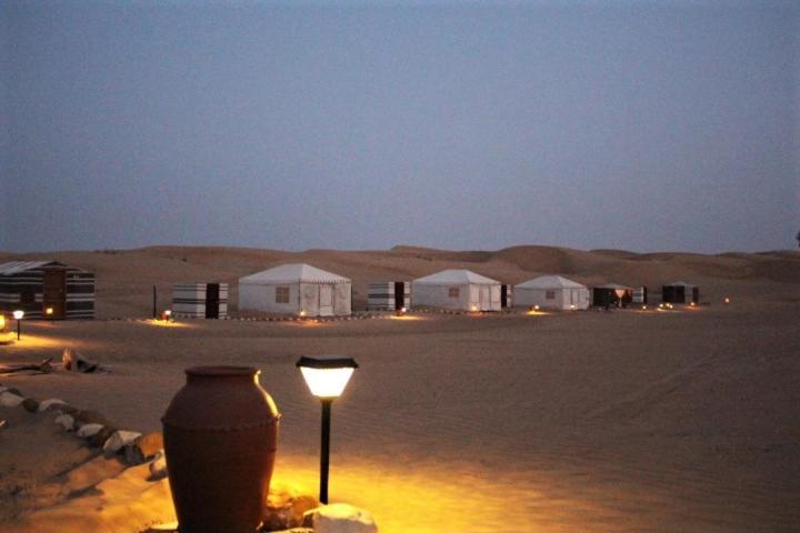 Legend Desert Camp Fulayj al Masha'ikh Экстерьер фото